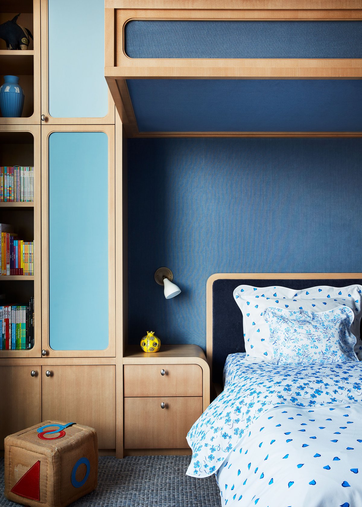 YinjiSpace Steven Volpe x Manhattan Apartment